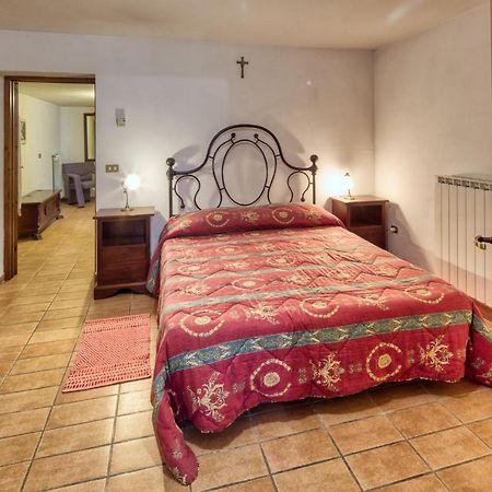 Agriturismo Casella Del Piano 古比奥 外观 照片